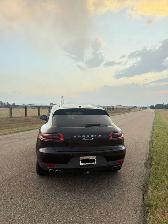 2017 Porsche Macan S - Image 4 of 9