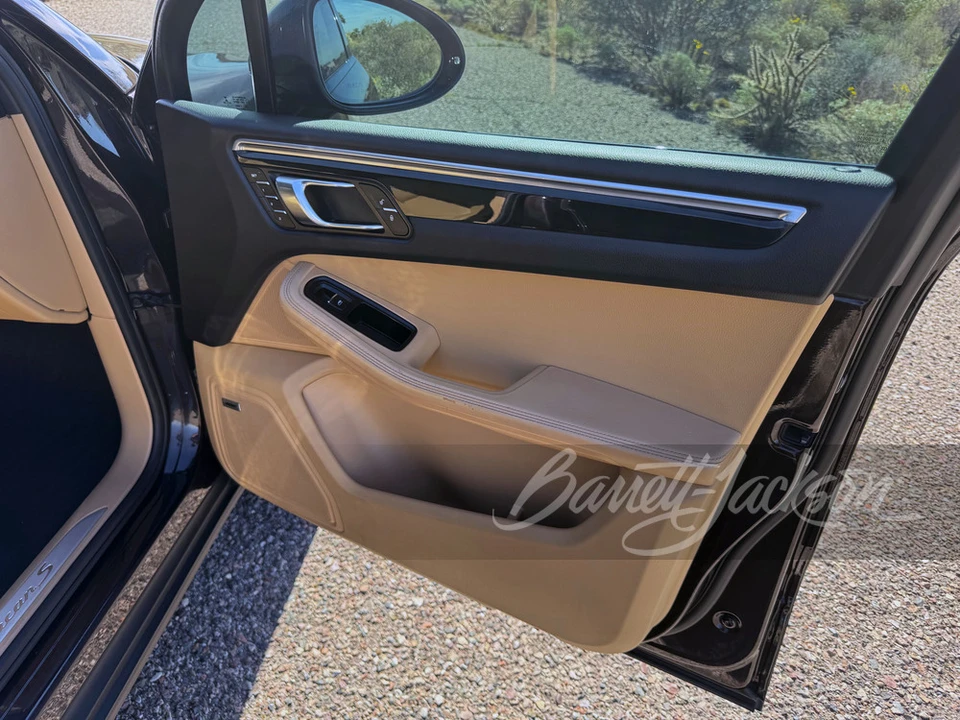 2017 Porsche Macan S - Image 5 of 17