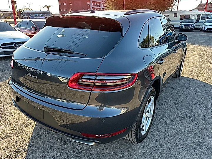 2017 Porsche Macan GTS - Image 3 of 6