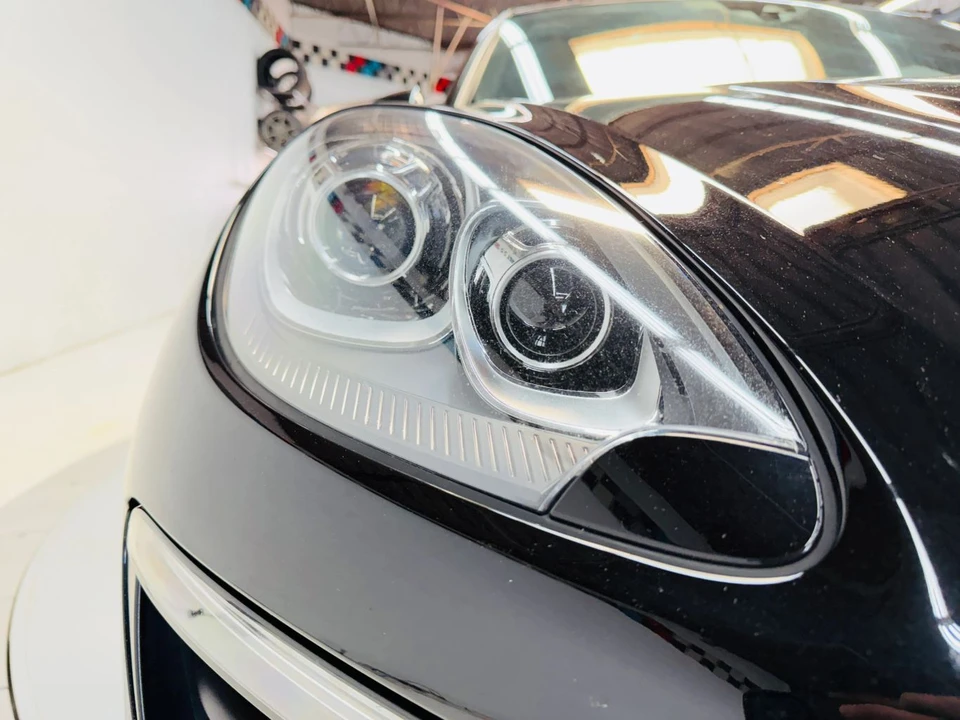 2017 Porsche Macan - Image 15 of 31
