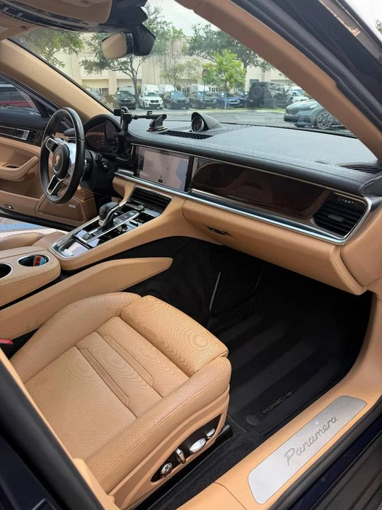 2017 Porsche 971 Panamera - Image 20 of 24