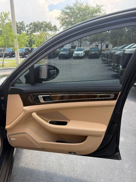 2017 Porsche 971 Panamera - Image 22 of 24