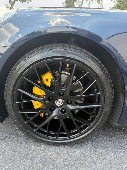 2017 Porsche 971 Panamera - Image 7 of 24