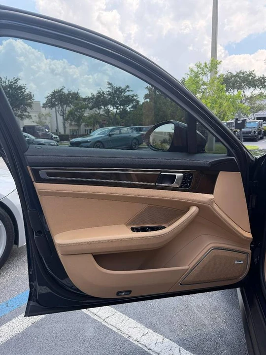 2017 Porsche 971 Panamera - Image 13 of 24