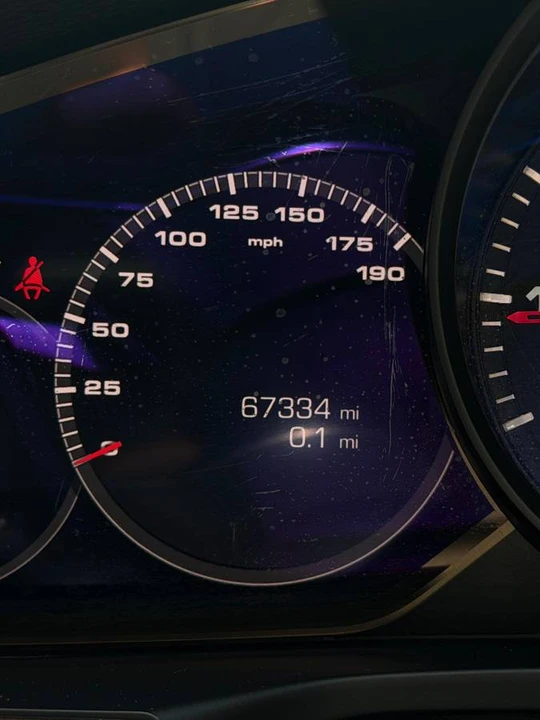 2017 Porsche 971 Panamera - Image 19 of 24