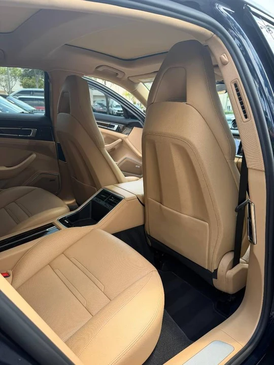 2017 Porsche 971 Panamera - Image 17 of 24