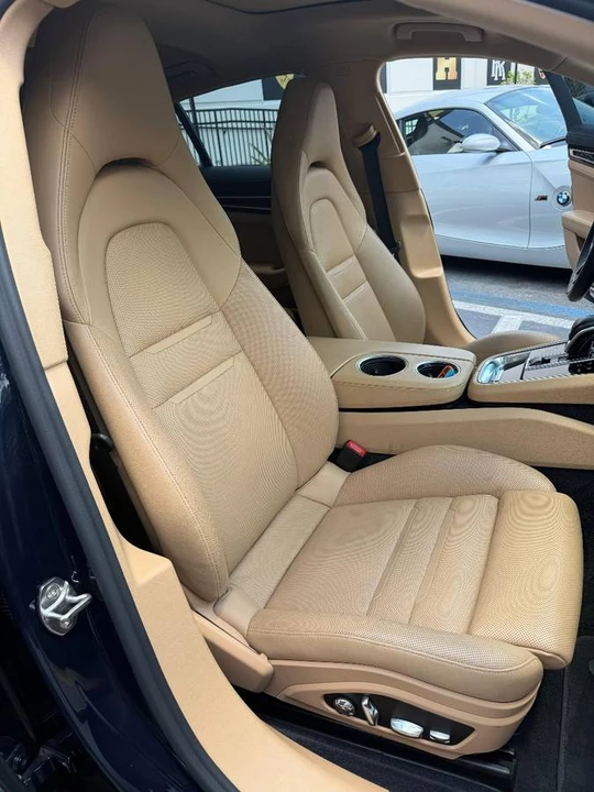 2017 Porsche 971 Panamera - Image 21 of 24