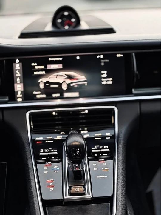 2017 Porsche 970 Panamera 4S - Image 13 of 14