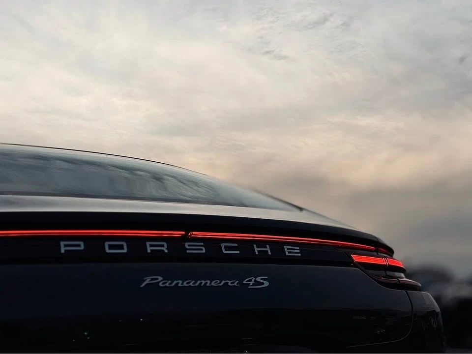 2017 Porsche 970 Panamera 4S - Image 8 of 14