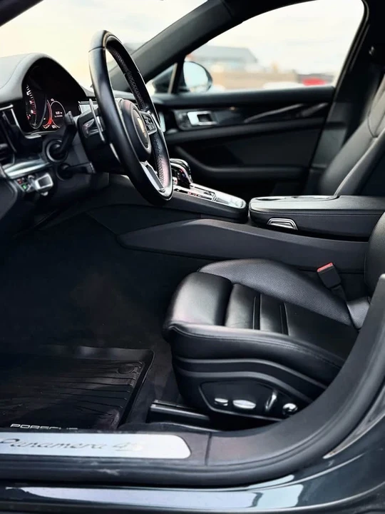 2017 Porsche 970 Panamera 4S - Image 14 of 16