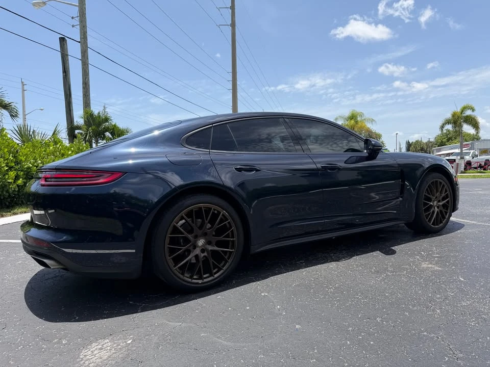 2017 Porsche 971 Panamera - Image 7 of 20