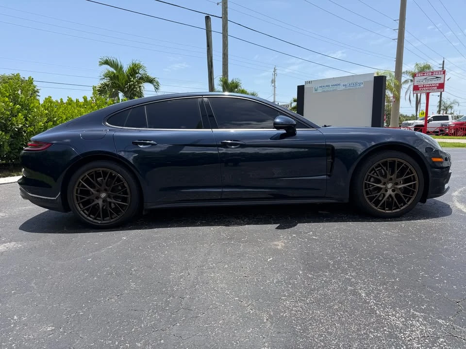 2017 Porsche 971 Panamera - Image 6 of 20