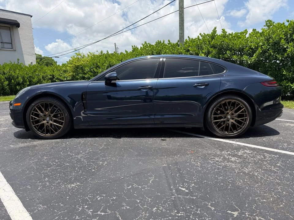 2017 Porsche 971 Panamera - Image 12 of 20