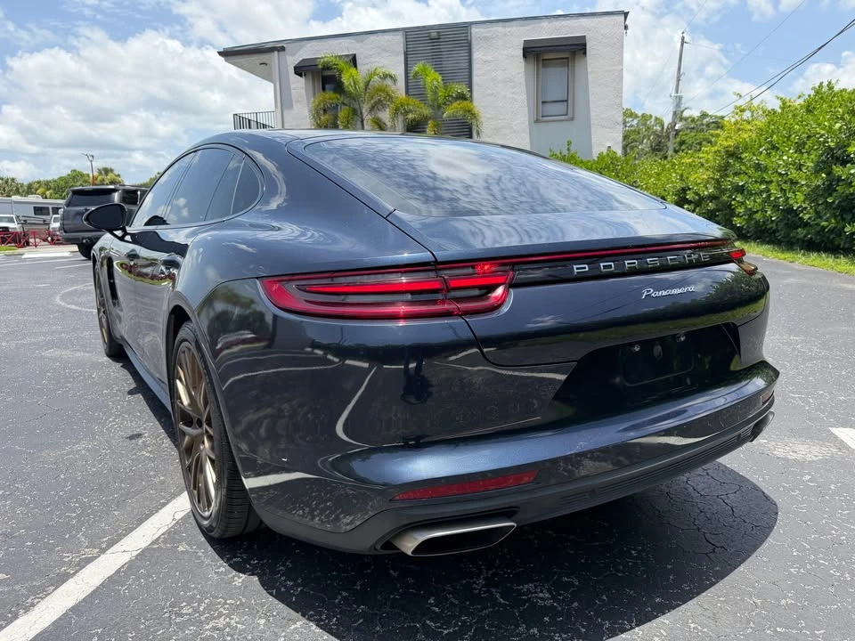 2017 Porsche 971 Panamera - Image 10 of 20