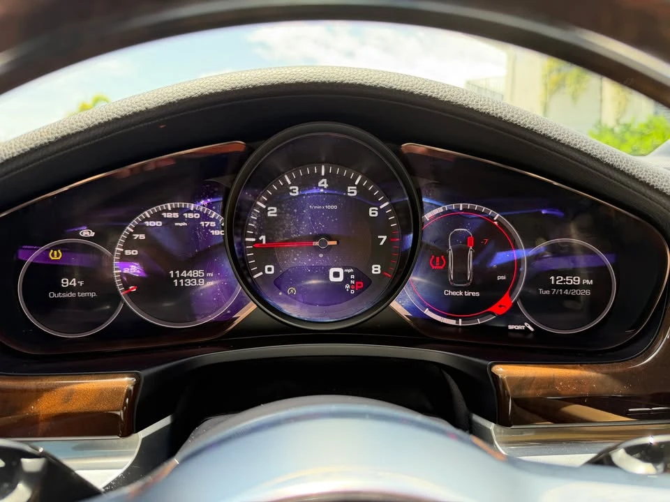 2017 Porsche 971 Panamera - Image 14 of 20