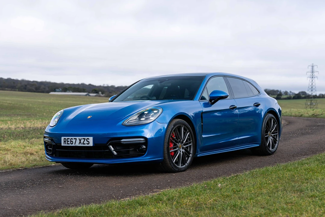 2017 Porsche 971 Panamera Turbo - Image 2 of 31