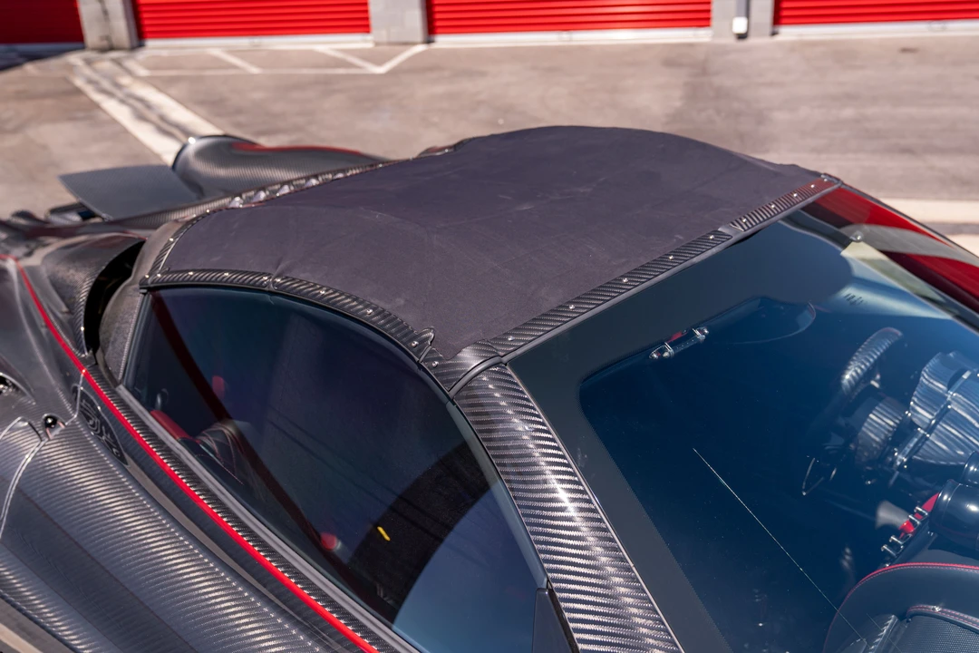2017 Pagani Huayra - Image 12 of 31