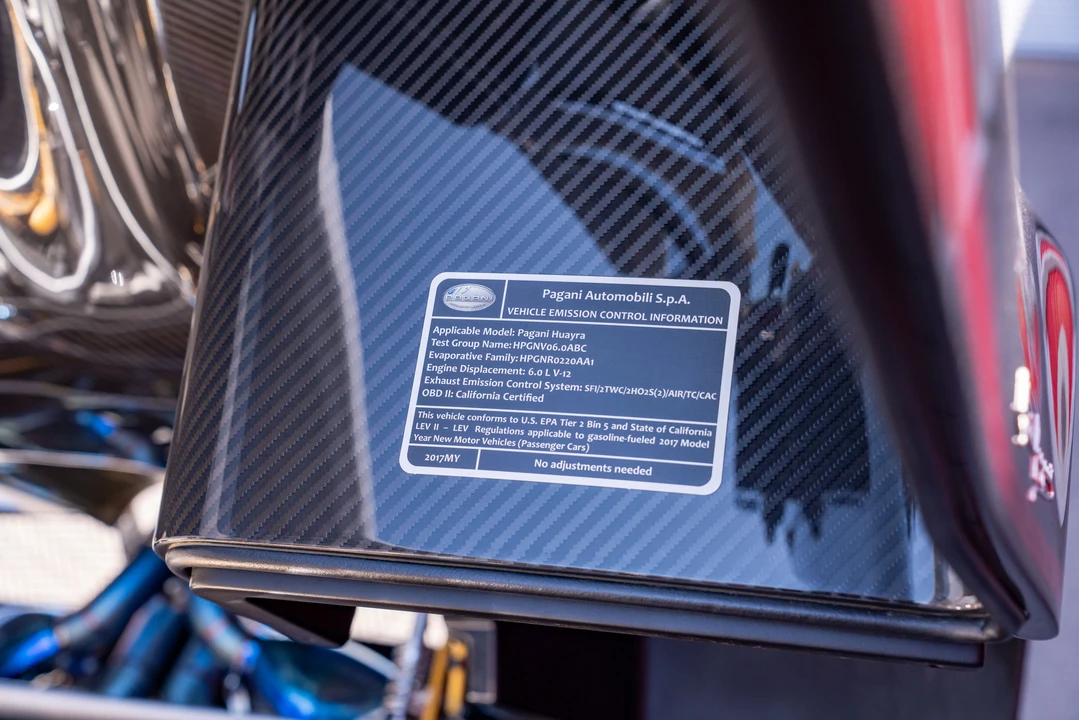 2017 Pagani Huayra - Image 30 of 31