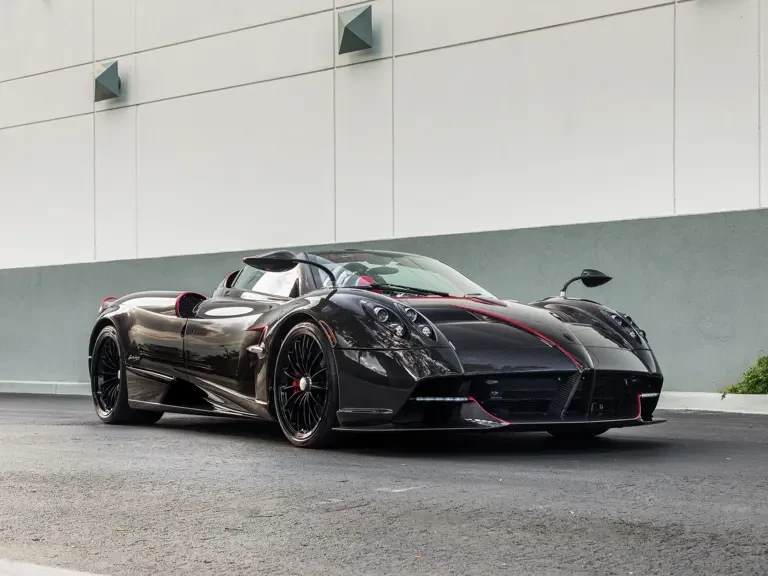 2017 Pagani Huayra - Image 8 of 31