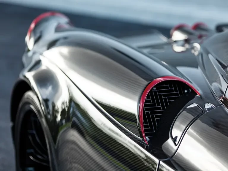 2017 Pagani Huayra - Image 15 of 31