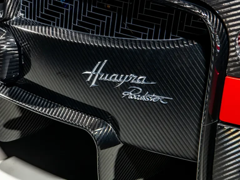2017 Pagani Huayra - Image 7 of 31