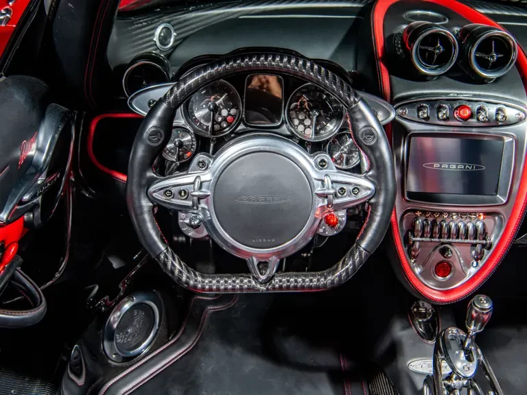 2017 Pagani Huayra - Image 15 of 31