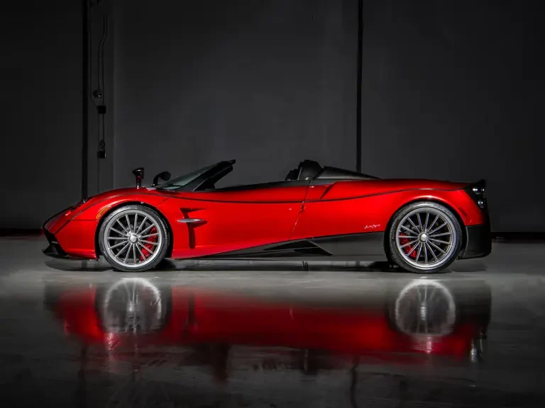 2017 Pagani Huayra - Image 12 of 31
