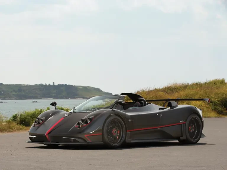 2017 Pagani Zonda - Image 2 of 31