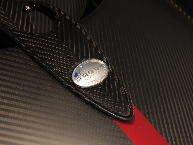 2017 Pagani Zonda - Image 7 of 31