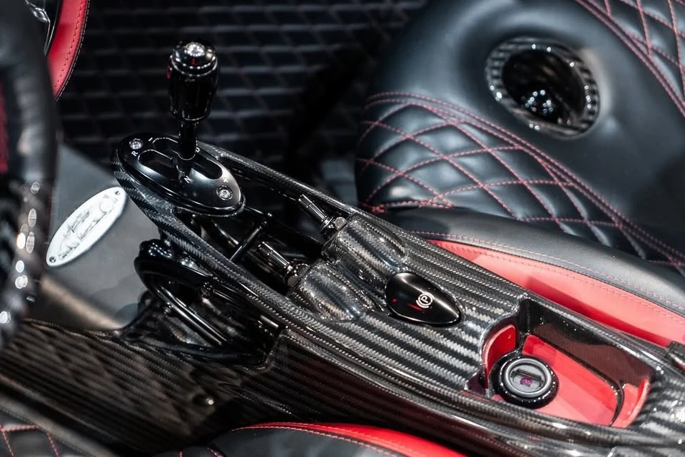 2017 Pagani Huayra - Image 14 of 20