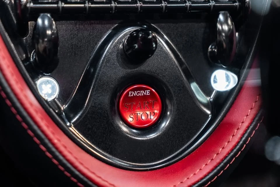 2017 Pagani Huayra - Image 18 of 20