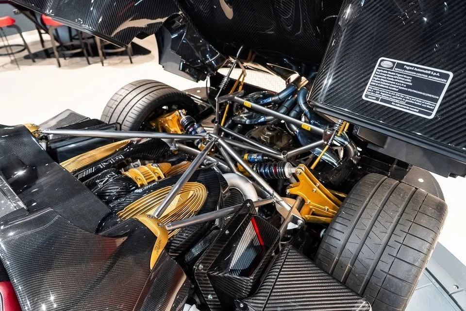 2017 Pagani Huayra - Image 16 of 20