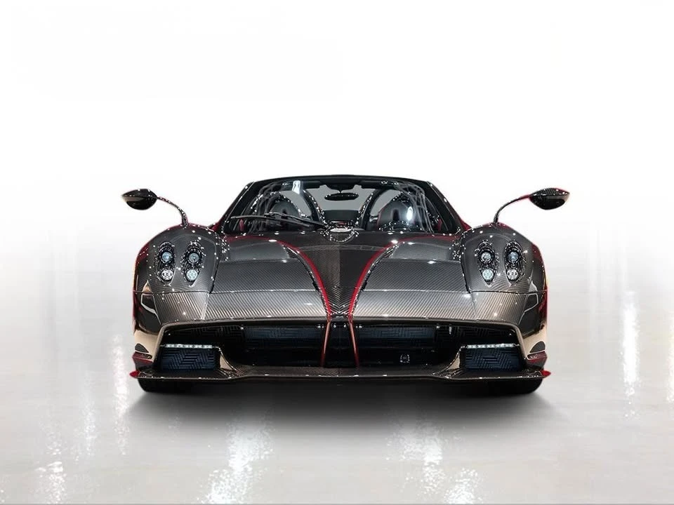 2017 Pagani Huayra - Image 2 of 20