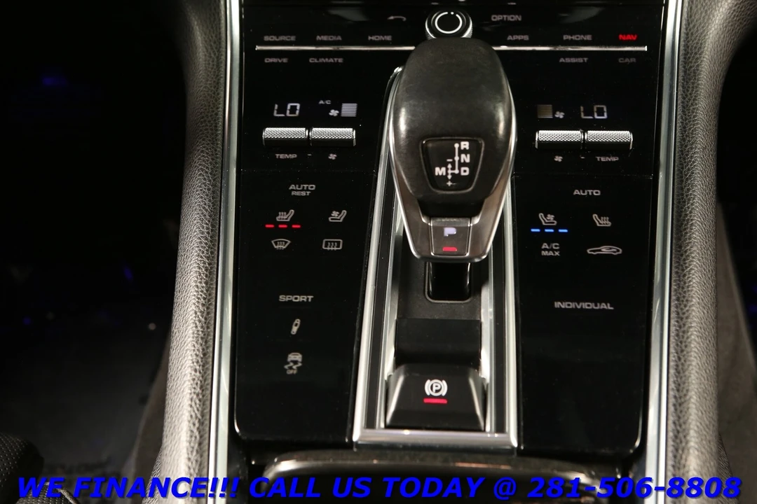 2017 Porsche 971 Panamera - Image 17 of 21