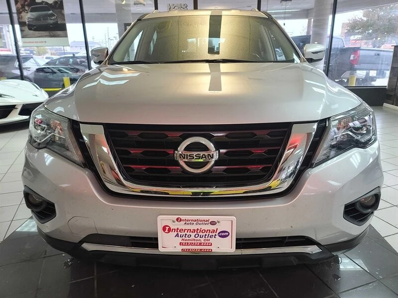 2017 Nissan Pathfinder 4th Gen - Image 3 of 4