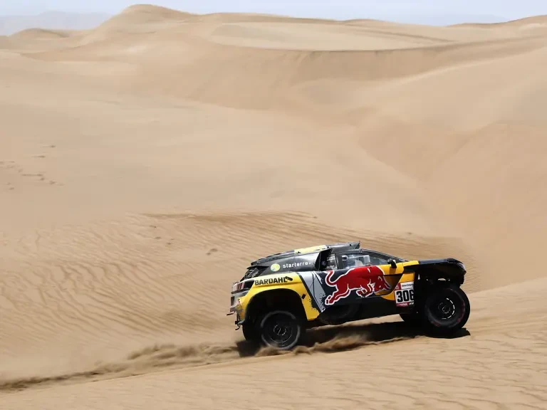 2017 Peugeot - Image 9 of 31