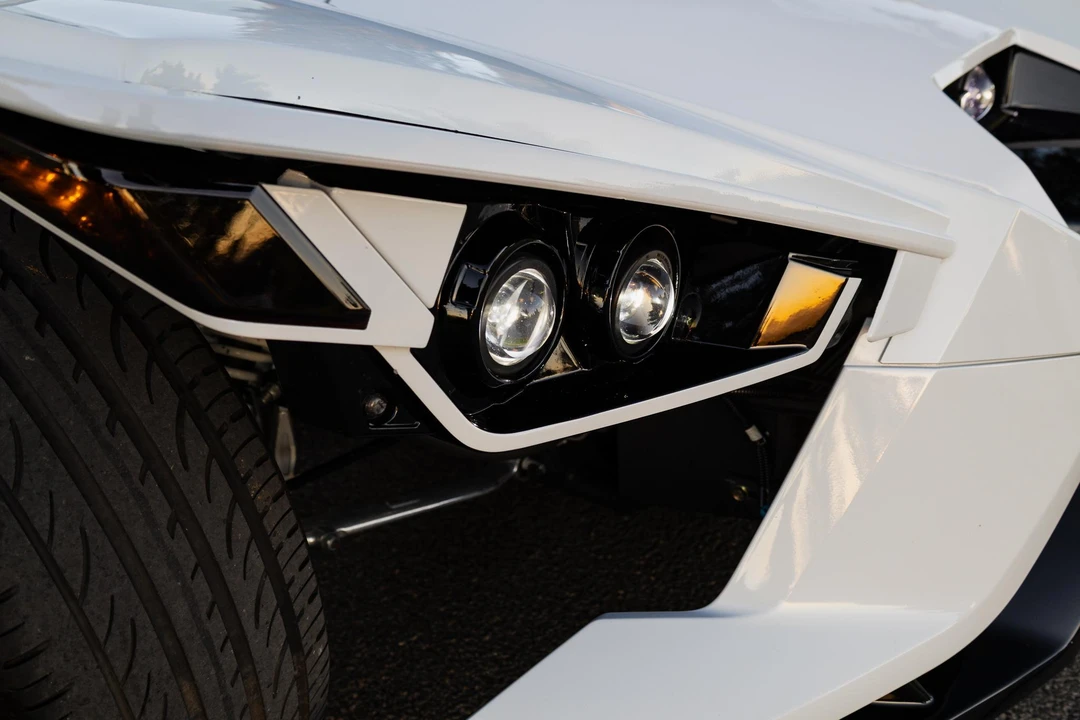 2017 Polaris Slingshot - Image 24 of 31