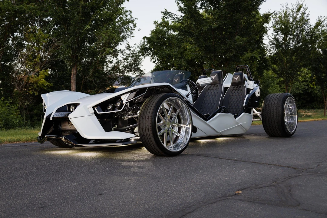 2017 Polaris Slingshot - Image 9 of 31