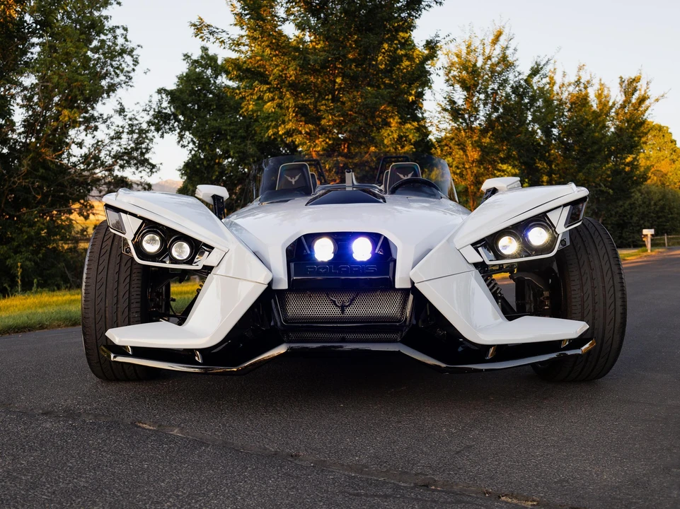 2017 Polaris Slingshot - Image 7 of 31