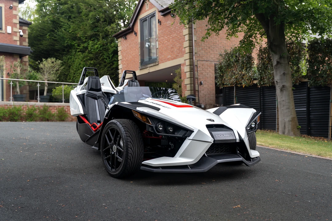 2017 Polaris Slingshot - Image 9 of 31