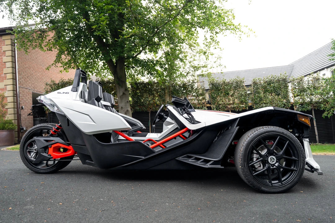2017 Polaris Slingshot - Image 8 of 31