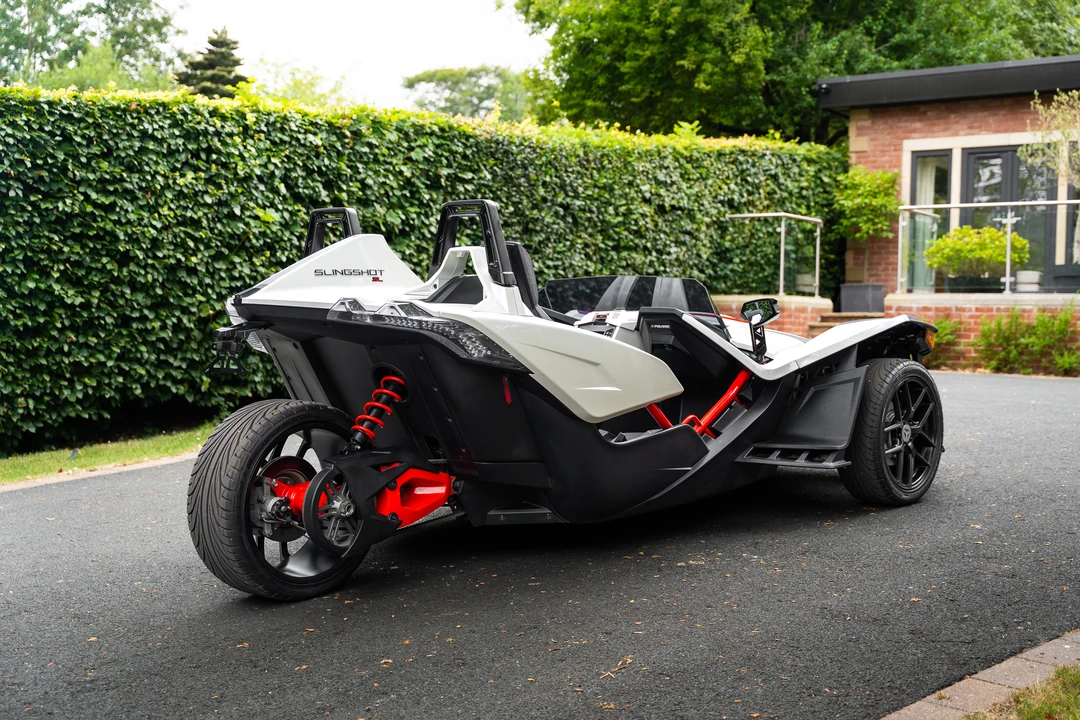 2017 Polaris Slingshot - Image 7 of 31