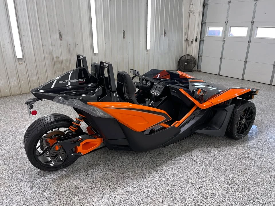 2017 Polaris Slingshot - Image 2 of 21
