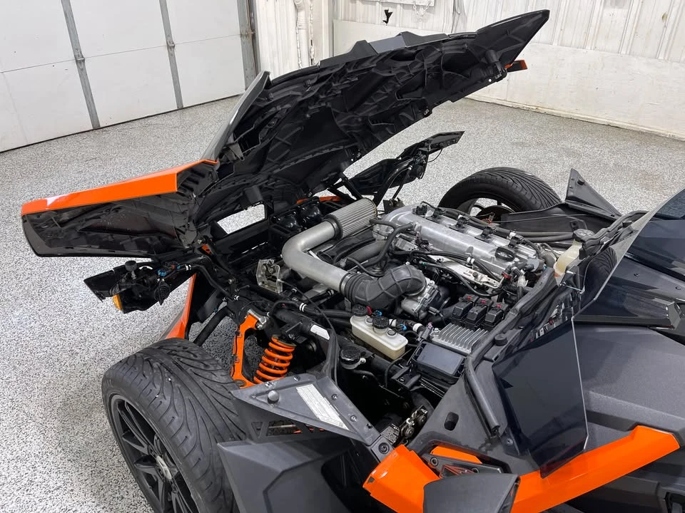 2017 Polaris Slingshot - Image 15 of 21