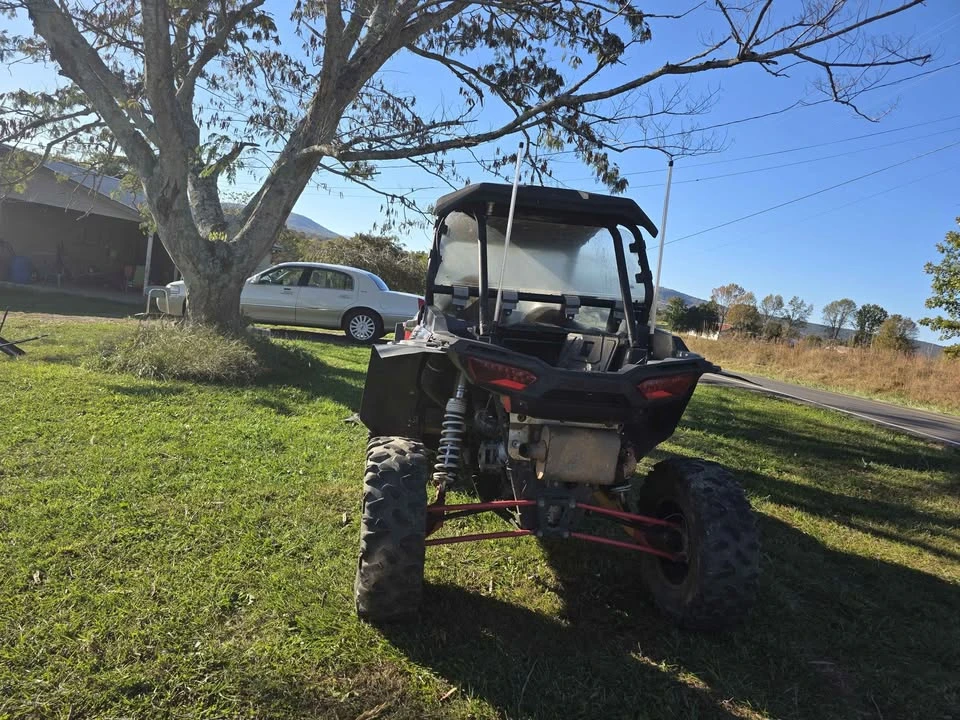 2017 Polaris - Image 2 of 6