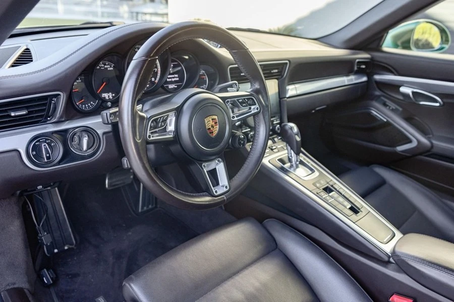 2017 Porsche 991 Turbo - Image 5 of 7