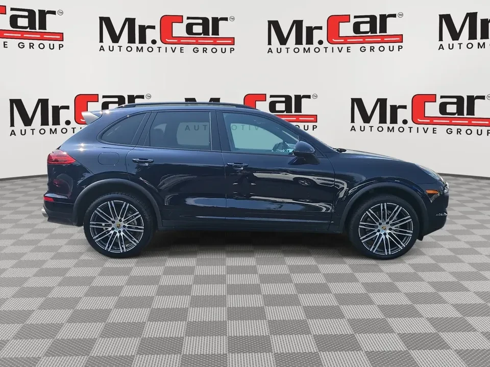 2017 Porsche 958 Cayenne S - Image 3 of 17