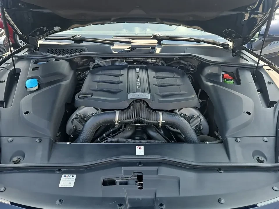 2017 Porsche 958 Cayenne S - Image 17 of 17