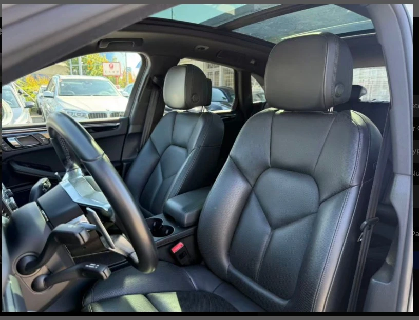 2017 Porsche Macan - Image 12 of 20