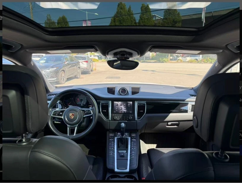 2017 Porsche Macan - Image 17 of 20